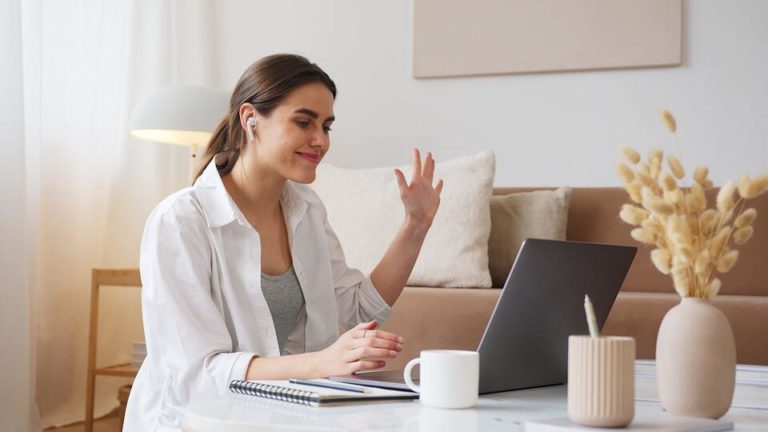Making Long-Distance Relationships Work: A Guide to Love Across the Miles